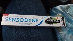 Pasta de dinți Aquafresh Intense White - 75 ml - Albire intensă