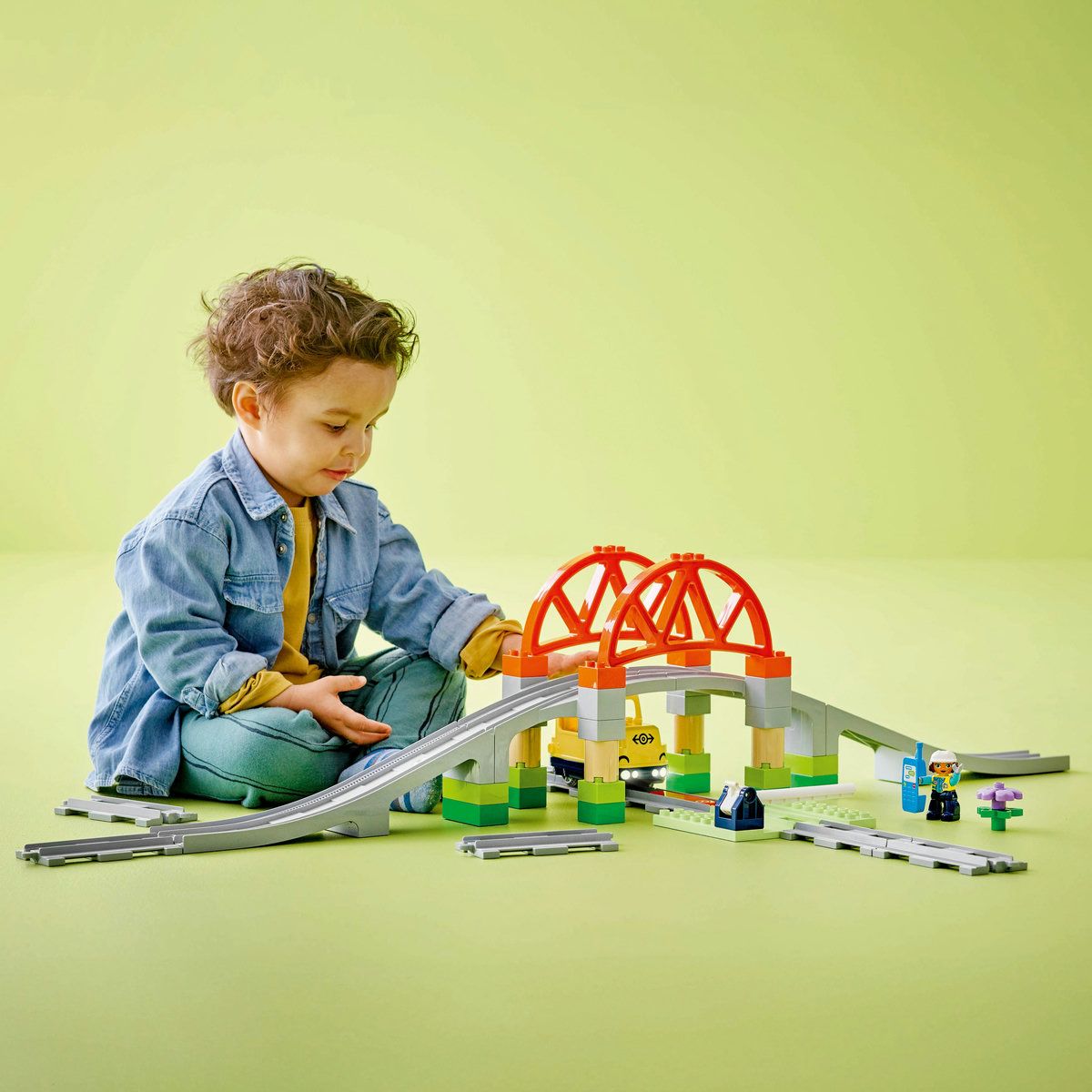 LEGO DUPLO SET DE EXTINDERE POD CU SINE DE CALE FERATA 10426