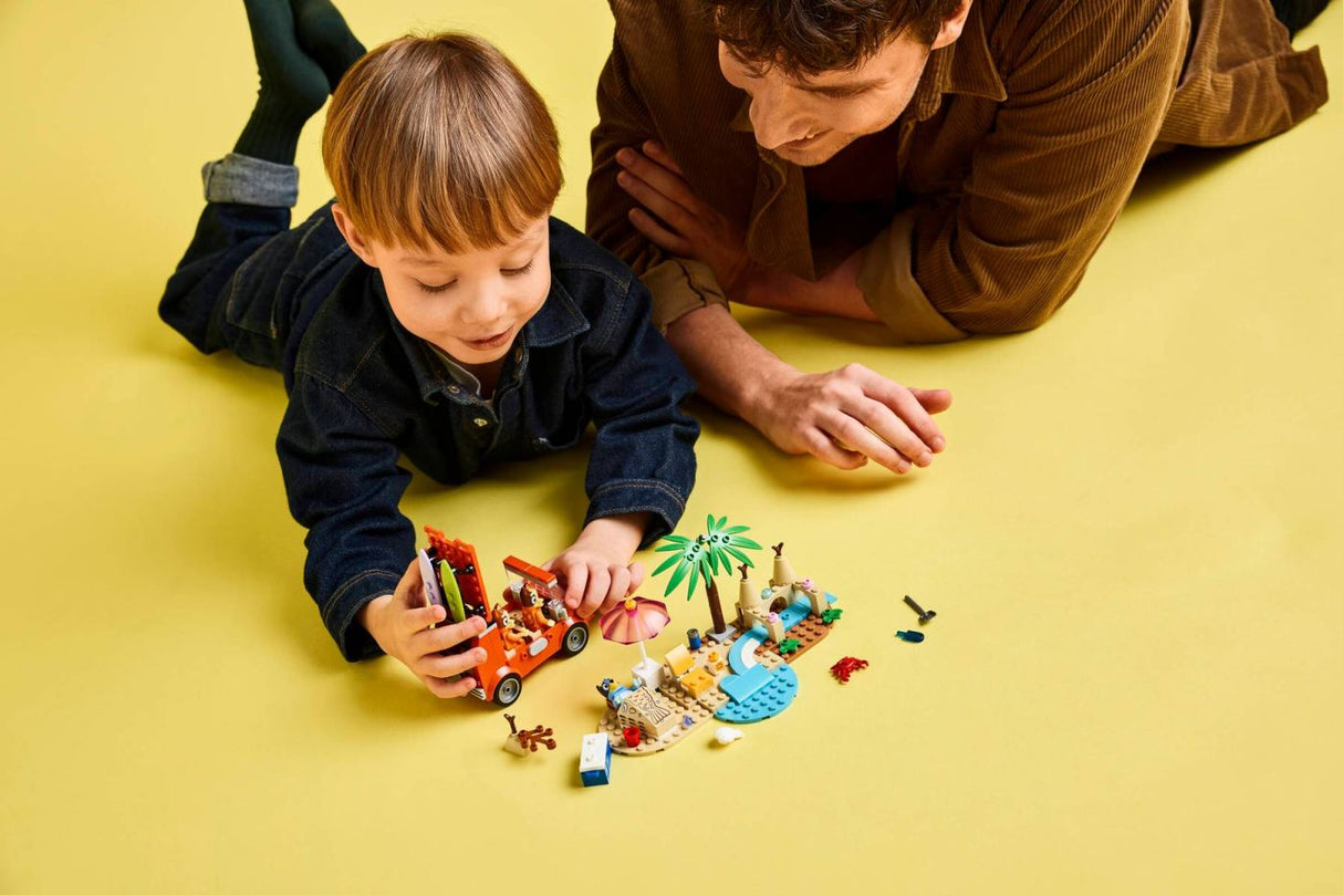 LEGO BLUEY CALATORIA FAMILIEI LUI BLUE CU MASINA LA PLAJA 11202