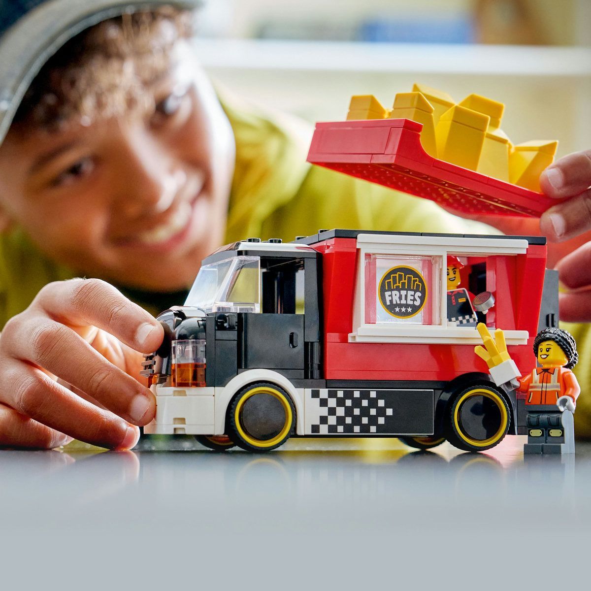 LEGO CITY FURGONETA DE CARTOFI PRAJITI 60488