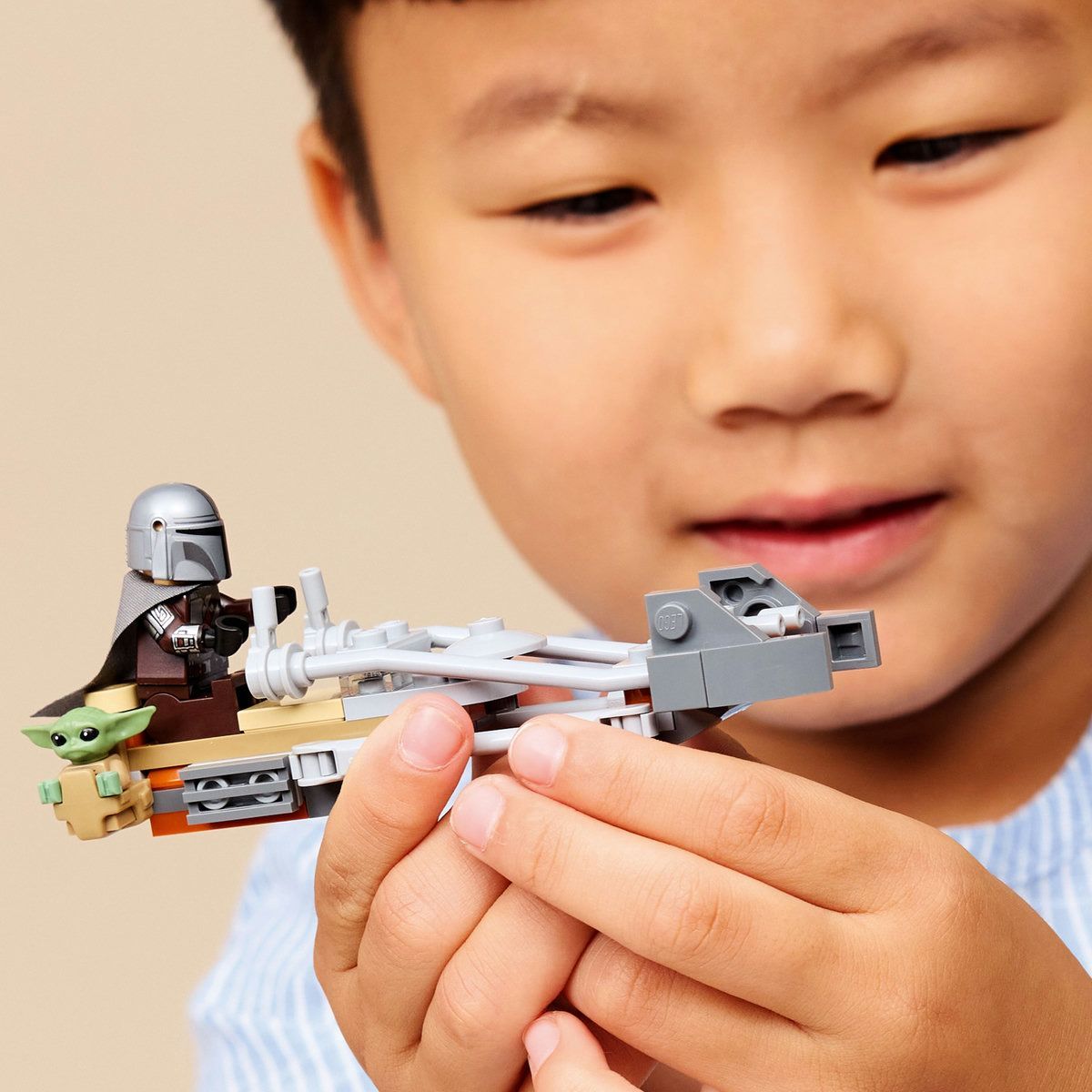 LEGO STAR WARS MOTOCICLETA RAPIDA A LUI MANDALORIAN SI GROGU 75436