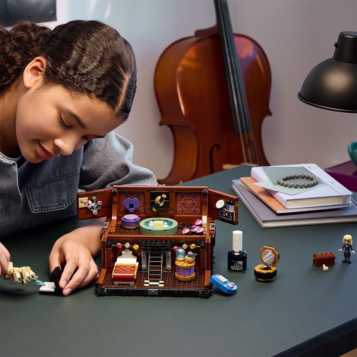 LEGO WEDNESDAY APARTAMENTUL LUI MANA 76785
