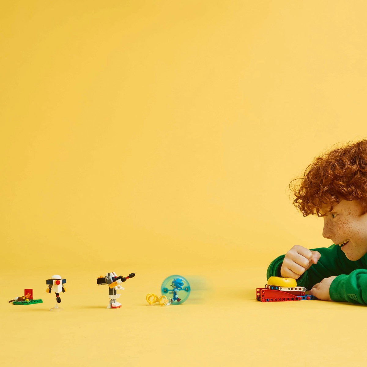 LEGO SONIC ÎNFRUNTARE LA FOCUL DE TABARA AL LUI SONIC 77001