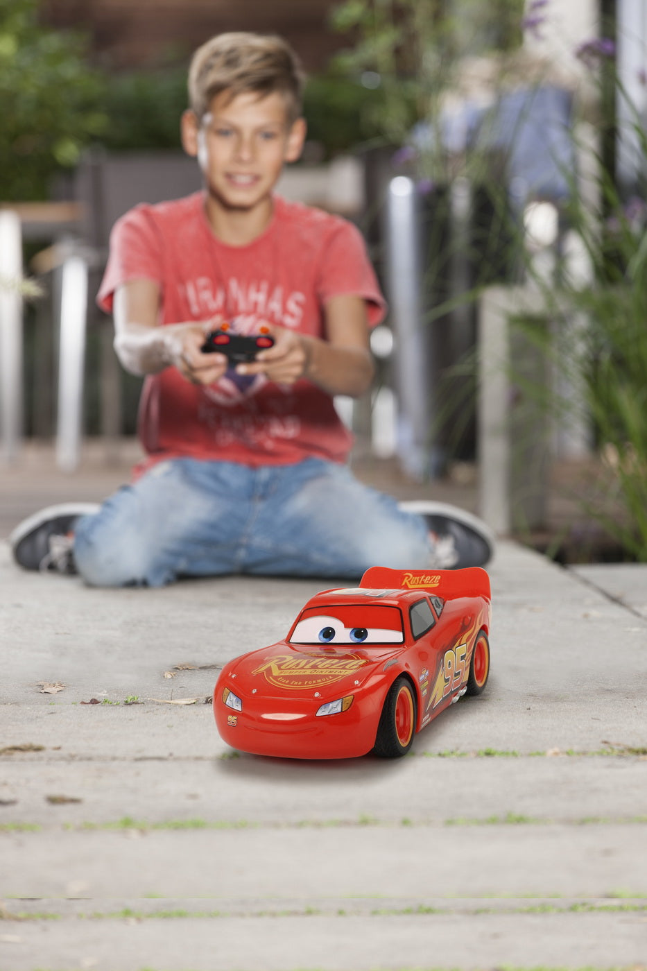 MASINA CU TELECOMANDA FULGER McQUEEN 17CM