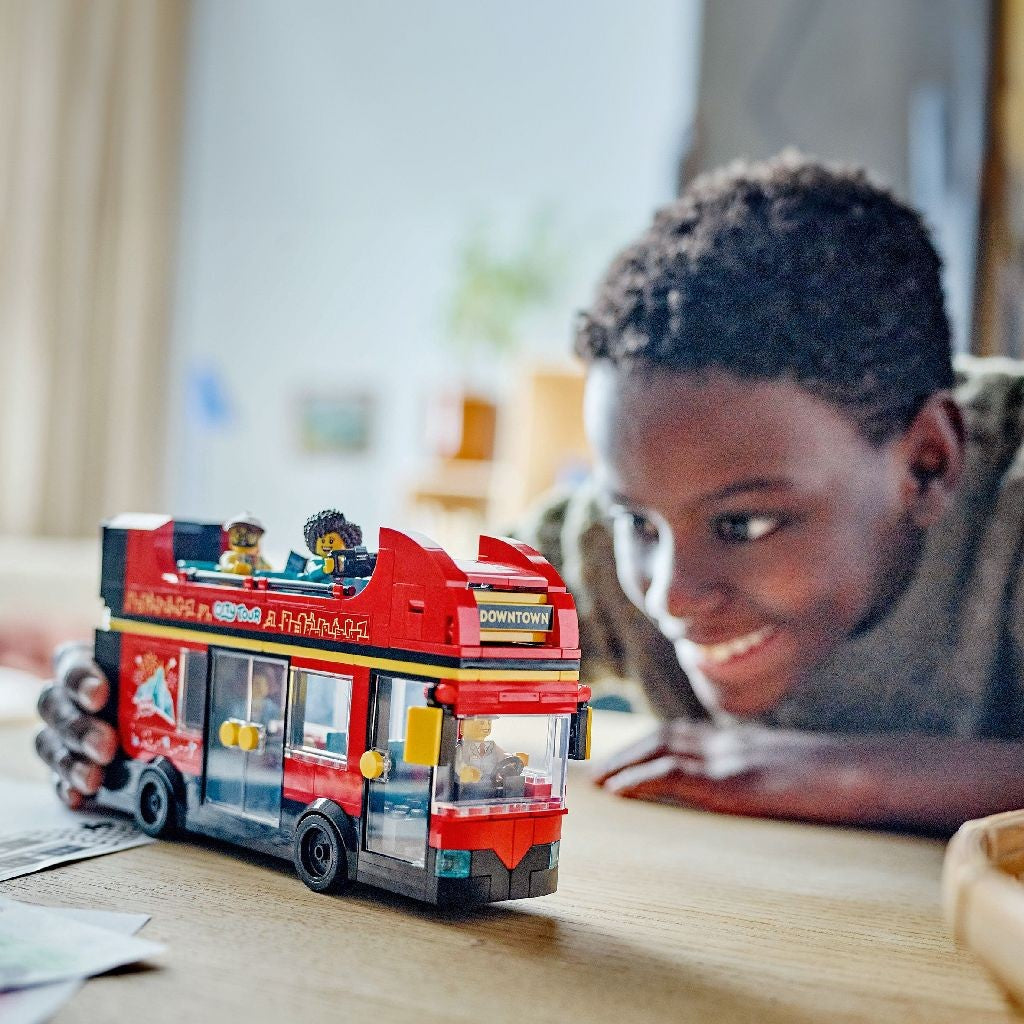 LEGO CITY AUTOBUZ TURISTIC ROSU CU ETAJ 60407