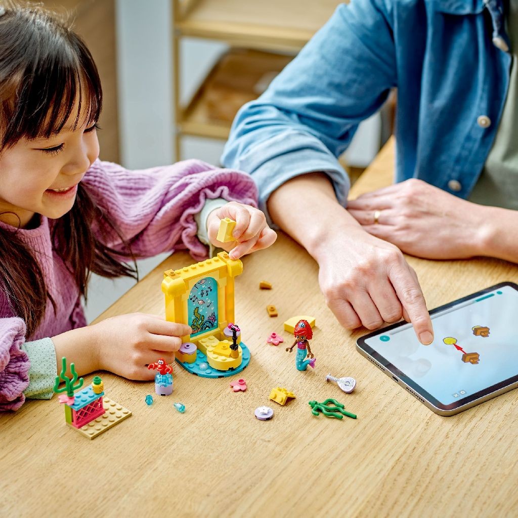 LEGO DISNEY PRINCESS SCENA MUZICALA A LUI ARIEL 43235