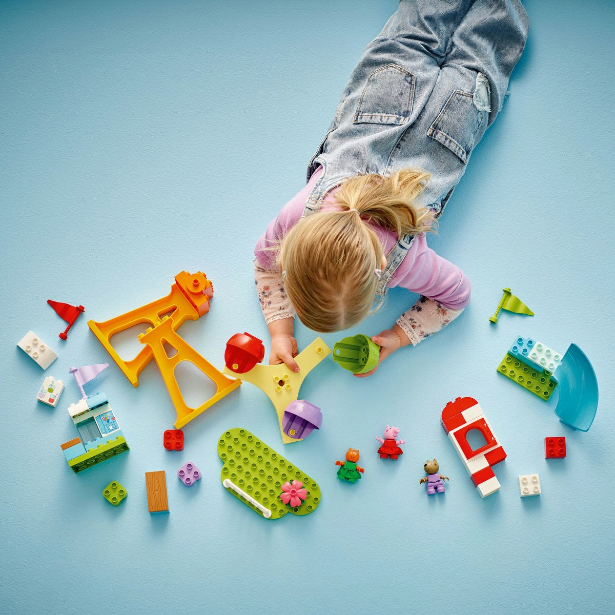 LEGO DUPLO TARG DE DISTRACTII 10453