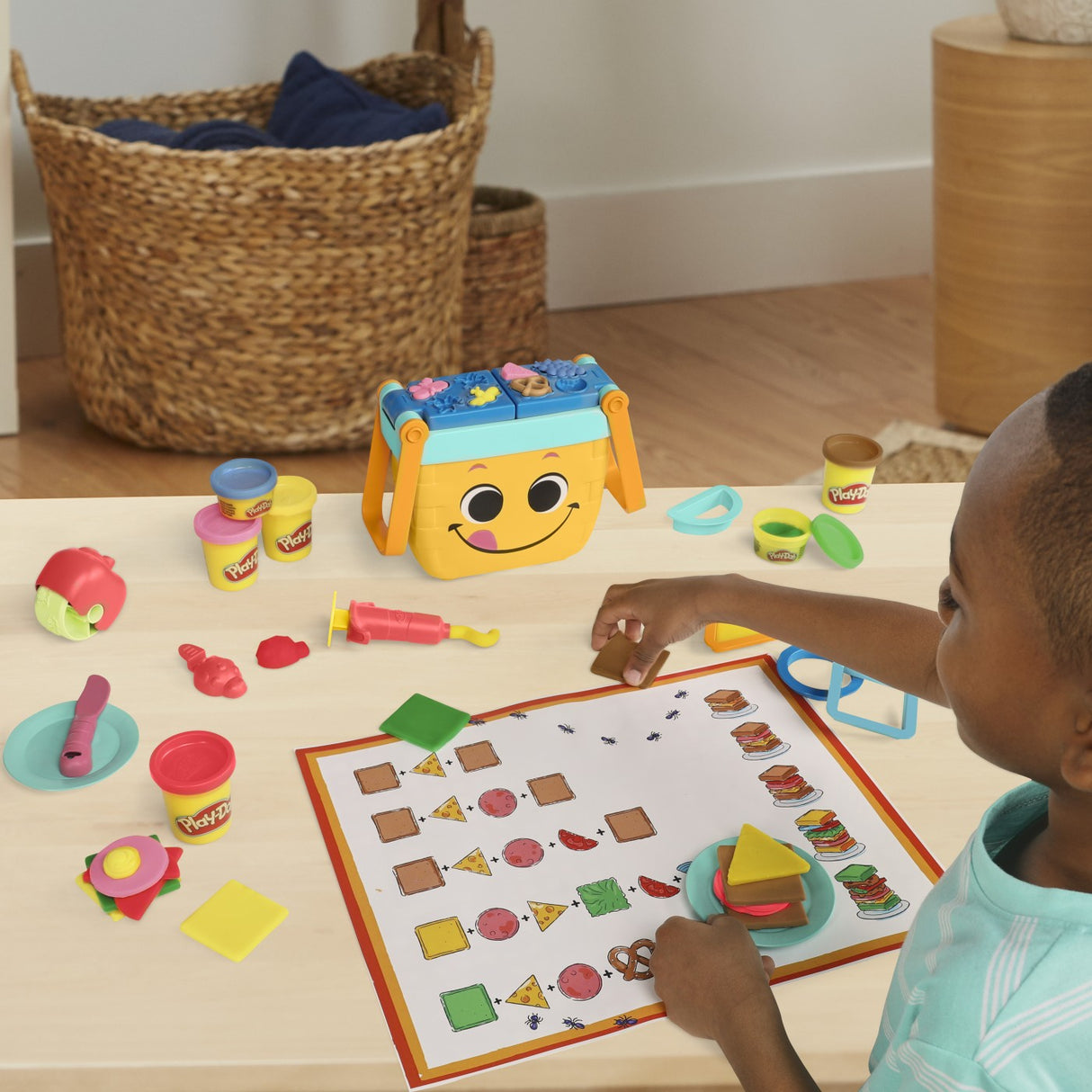 PLAY DOH SET PICNIC SI FORME