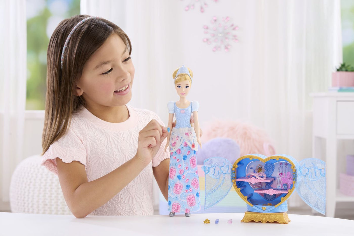 DISNEY PRINCESS JEWEL REVEAL PAPUSA CENUSAREASA