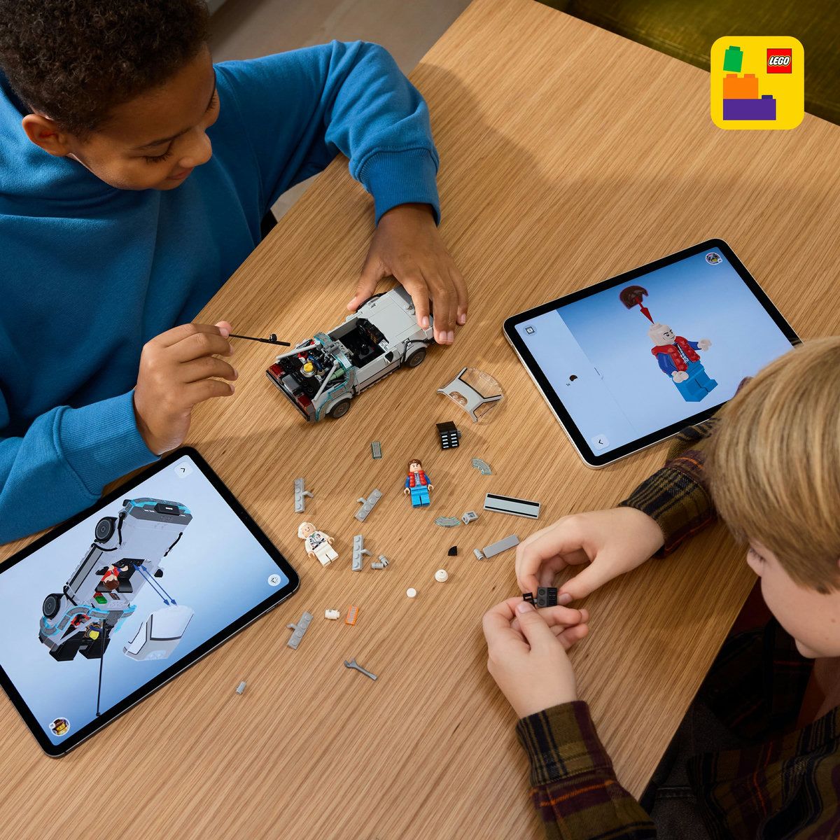 LEGO SPEED CHAMPIONS MASINA TIMPULUI DIN INAPOI IN VIITOR 77256