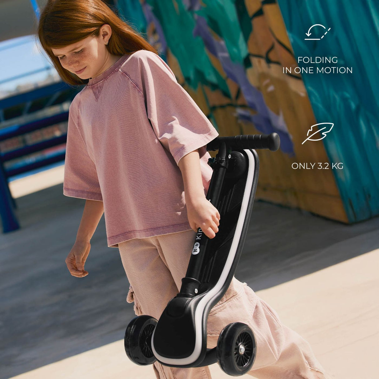 TROTINETA CU LUMINI KINDERKRAFT RAKET, BLUE