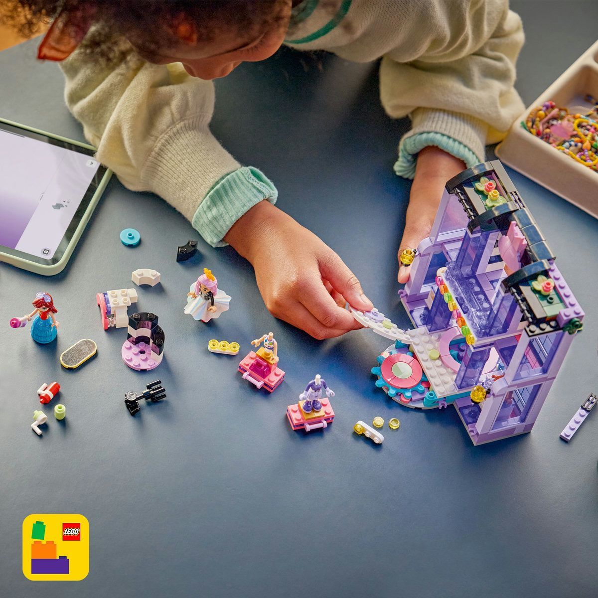 LEGO FRIENDS SHOW DE MODA IN ORASUL HEARTLAKE 42685