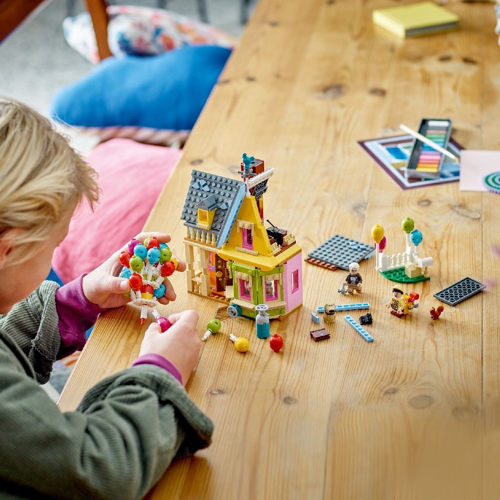 LEGO DISNEY CASA DIN FILMUL UP 43217