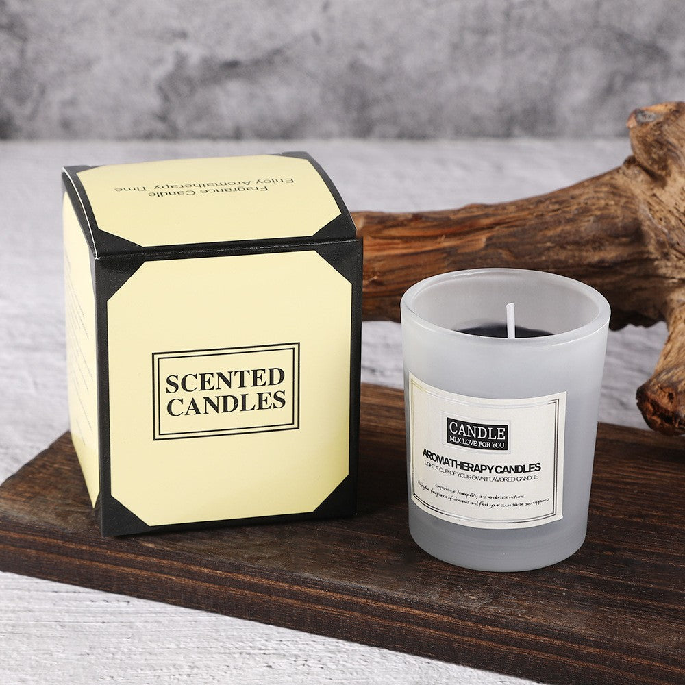 Lumânare parfumată Vivimall aroma santal aprinsă, flacără curată fără fum, atmosferă relaxantă interioară