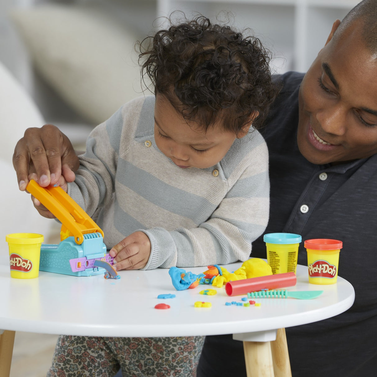 PLAY-DOH STARTERS FABRICA DE DISTRACTIE