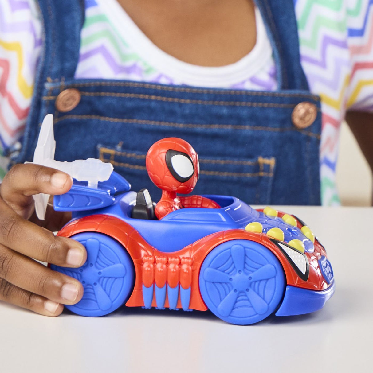 SPIDEY SI PRIETENII LUI UIMITORI MARVEL SET FIGURINA SPIDEY SI VEHICUL WEB CRAWLER 7.6CM