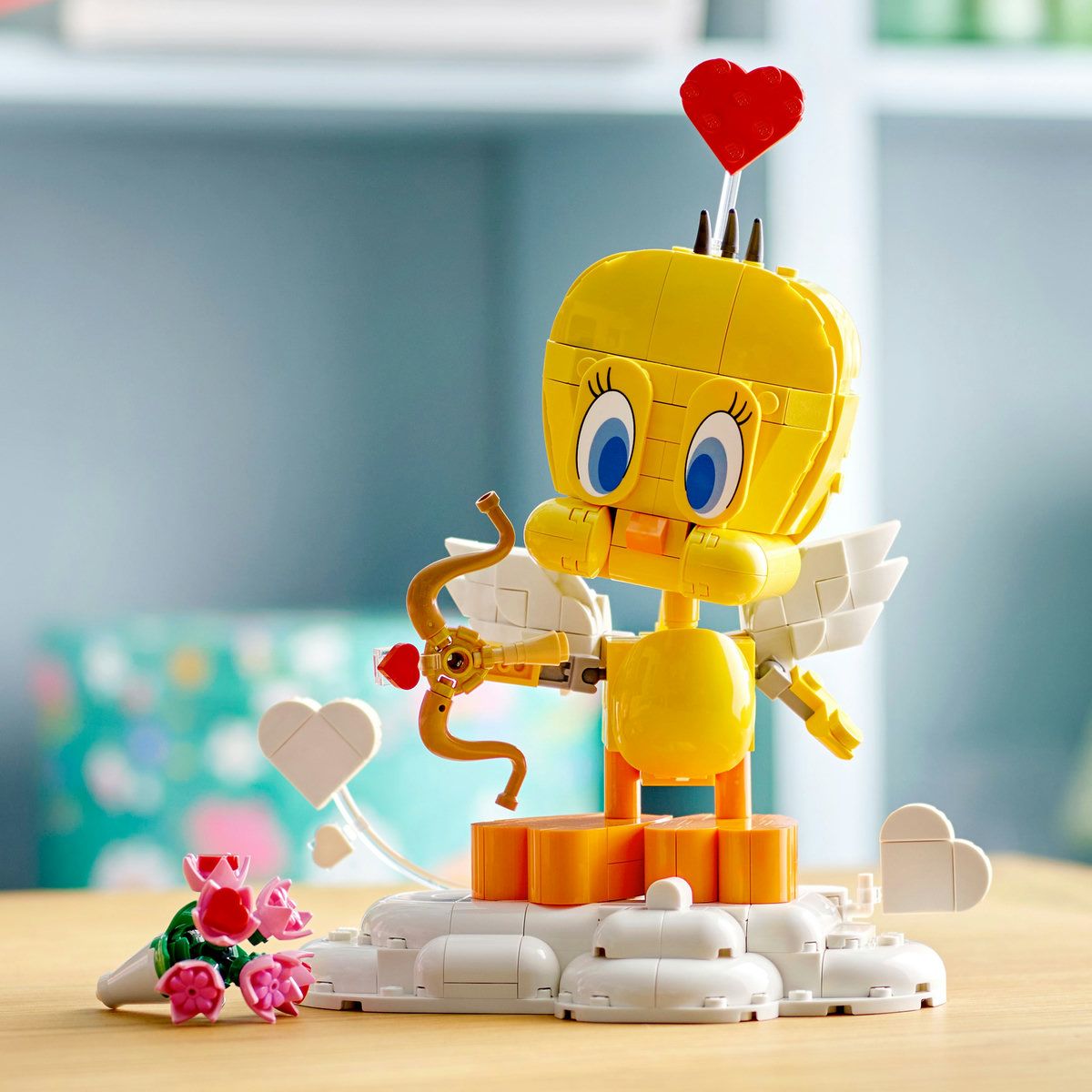 LEGO ICONICS ADORABILUL TWEETY 40824