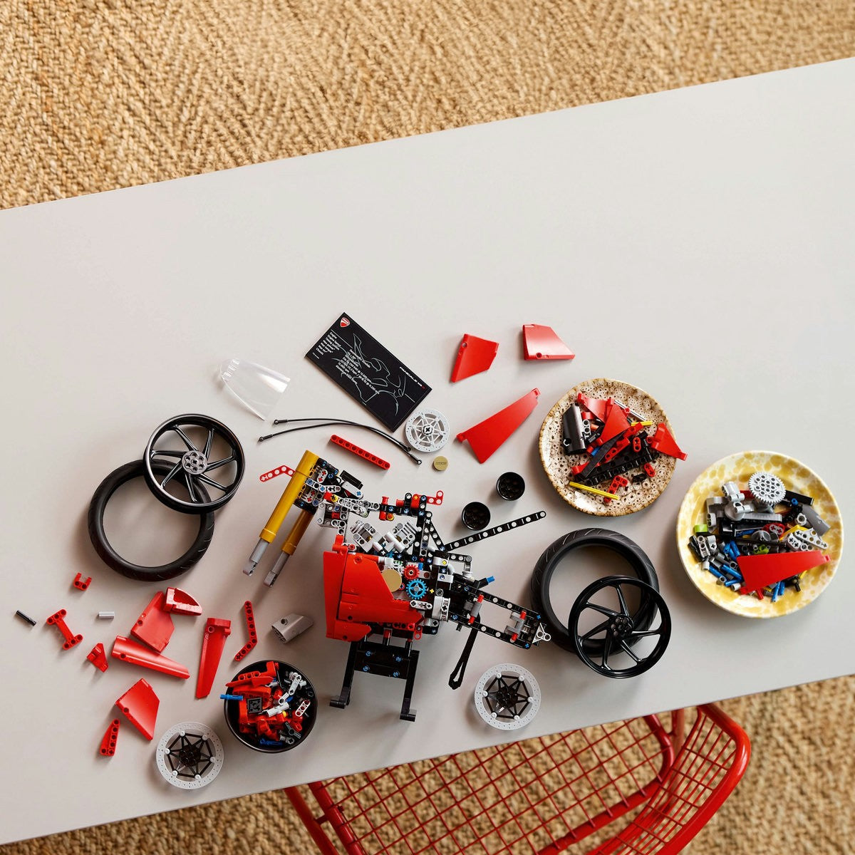 LEGO TECHNIC MOTOCICLETA DUCATI PANIGALE V4 S 42202
