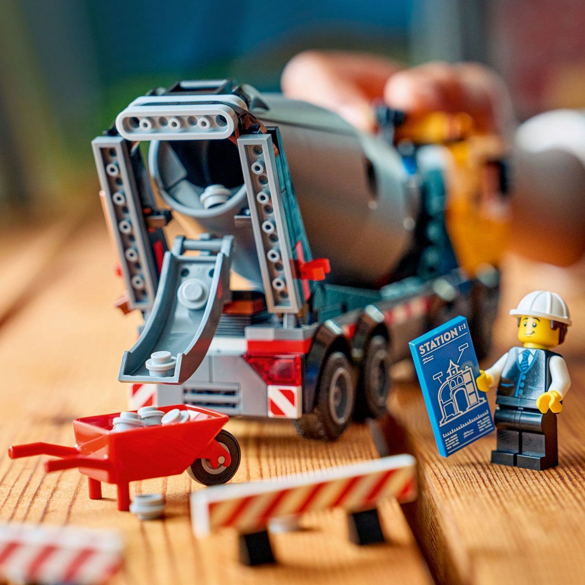 LEGO CITY AUTOBETONIERA 60478