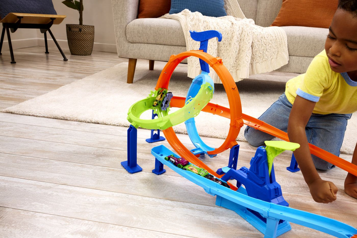 HOT WHEELS STUNT TRACKS PISTA CICLON DE LANSAREA RAPIDA CU MASINUTA INCLUSA
