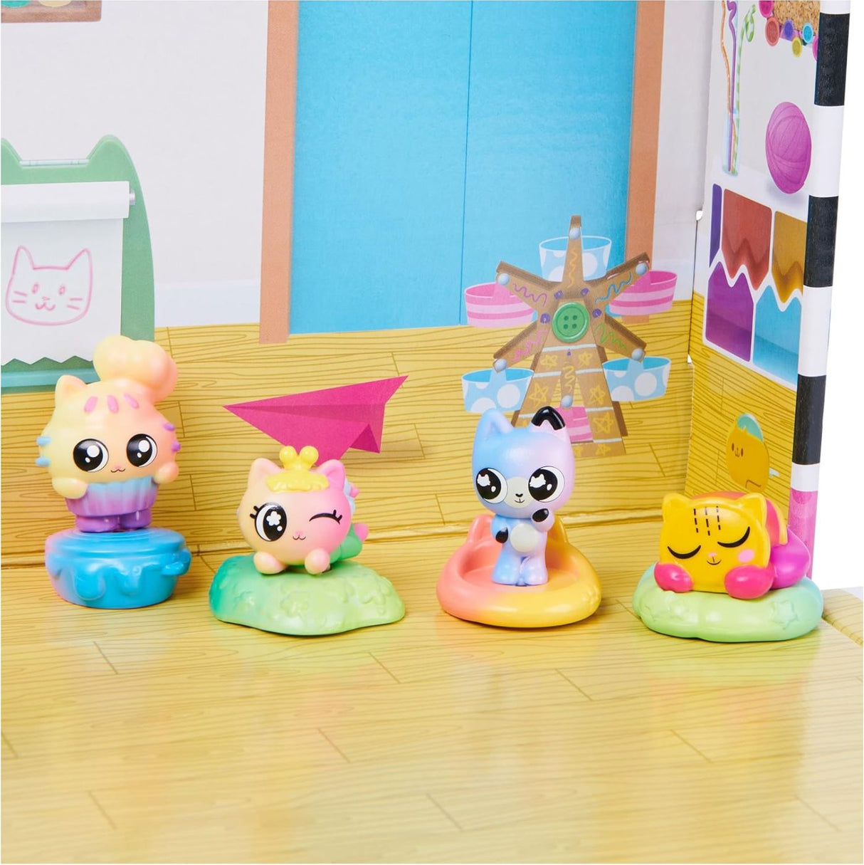 GABBYS DOLLHOUSE SET 12 MINI FIGURINE