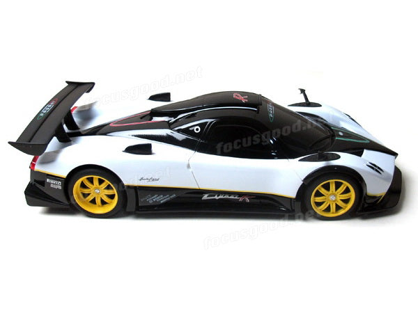 MASINA CU TELECOMANDA PAGANI ZONDA R ALB CU SCARA 1 LA 14
