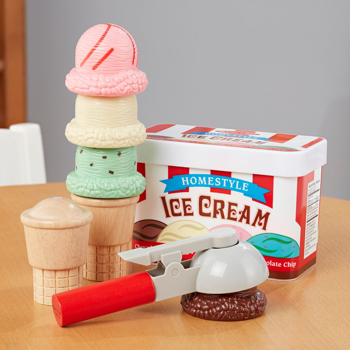 MELISSA AND DOUG SET DE JOACA MAGNETIC CORNETE CU INGHETATA
