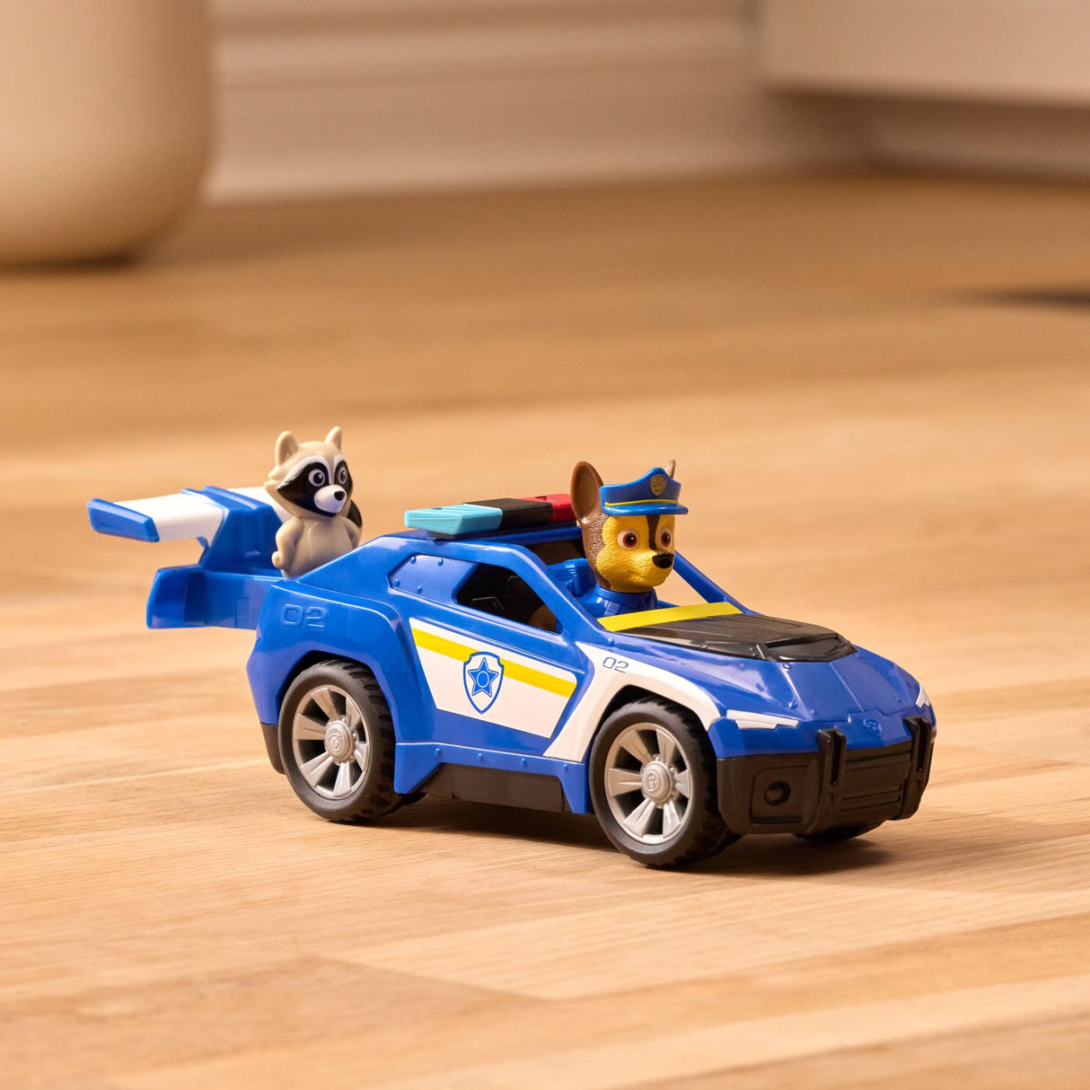 PATRULA CATELUSILOR CAUTARE SI SALVARE SET FIGURINA CHASE SI VEHICUL MASINA DE POLITIE