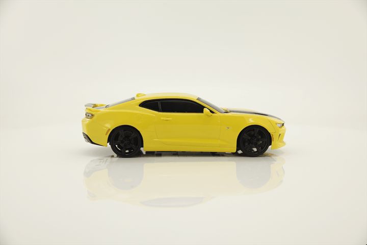 MAISTO MASINUTA CU TELECOMANDA 2.4GHz CHEVROLET CAMARO SS 2016 SCARA 1 LA 24