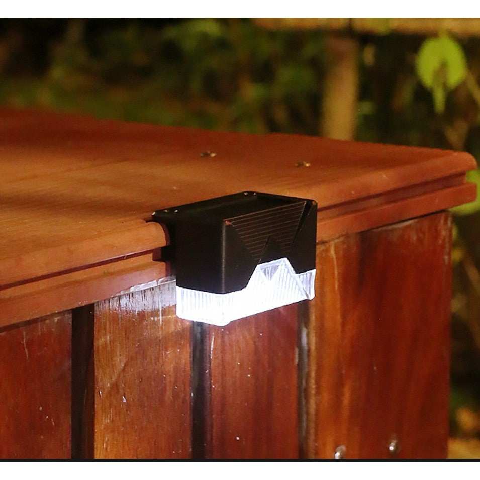 Aplica solara LED Vivimall, ABS/Policarbonat, rezistenta la apa IP65, pentru trepte, borduri, terasa, 1.2V, 600mah, 7.9 x 5 cm, lumina alb rece, negru - vivimall.ro