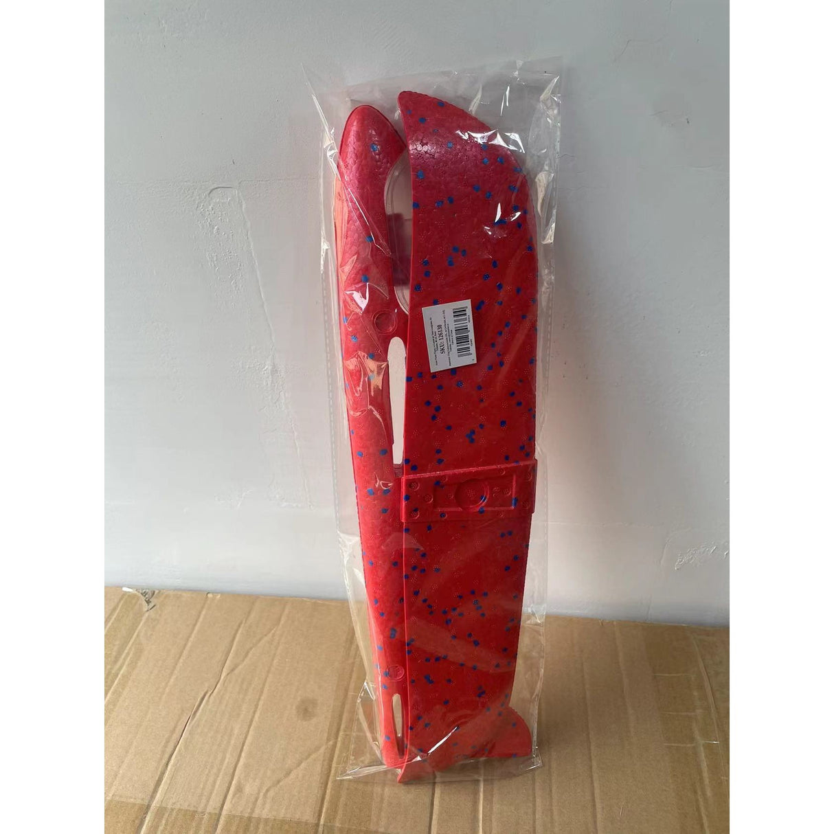 Avion Planor Vivimall, cu Lumini pe Toata Lungimea, din Poliester, 48 cm, Rosu - vivimall.ro