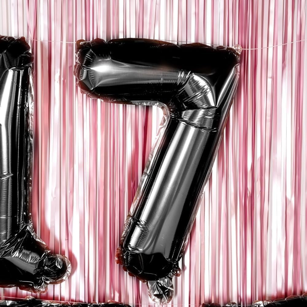 Balon din Folie Metalizata, Vivimall, Figurina Cifra, Tema Aniversare 100 cm, Ambalaj Individual, Pai inclus, Umflare cu Aer sau Heliu, Negru, Cifra 7 - vivimall.ro