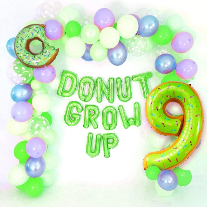 Balon din Folie Metalizata Vivimall, Figurina Cifra, Imprimeu Gogosi, Tema Aniversare 100 cm, Ambalaj Individual, Pai inclus, Umflare cu Aer sau Heliu, Multicolor, Cifra 9 - vivimall.ro