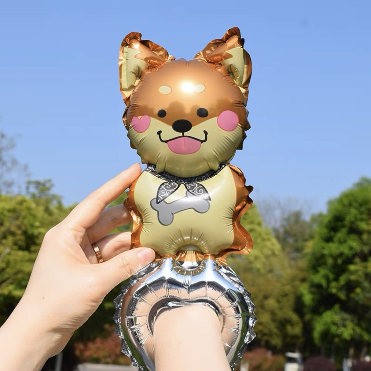 Balon din Folie Metalizata, Vivimall, Figurine Animalute, Tip Bratara, Model Catel, Ambalaj Individual, Pai Inclus, Umflare cu Aer sau Heliu, Maro - vivimall.ro