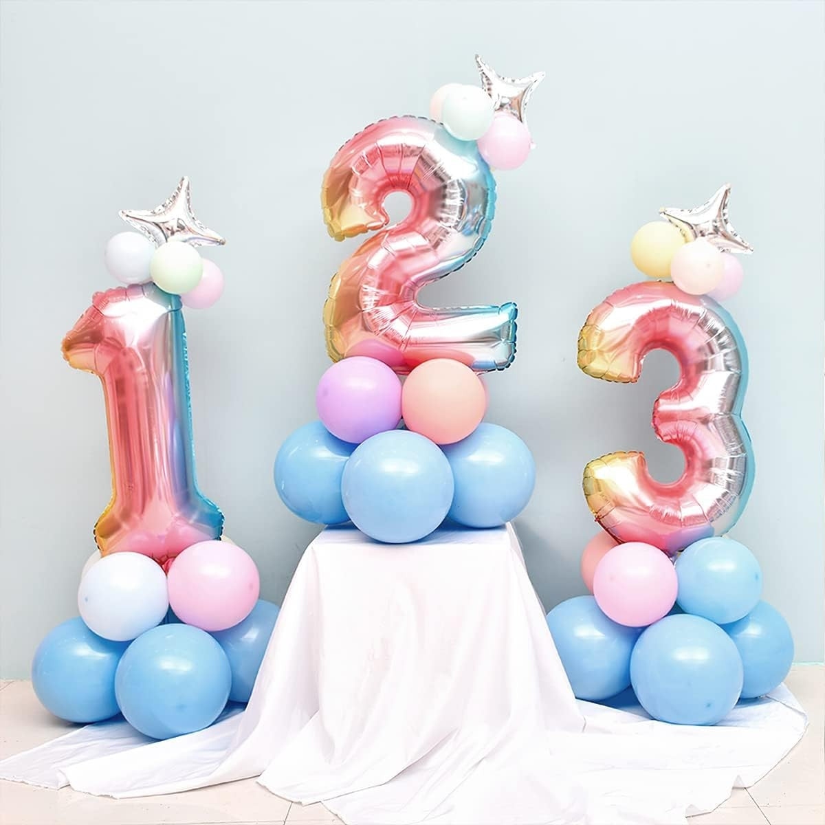 Balon din Folie Metalizata Gradient Vivimall, Figurina Cifra, Tema Aniversare 100 cm, Ambalaj Individual, Pai inclus, Umflare cu Aer sau Heliu, Multicolor, Cifra 3 - vivimall.ro