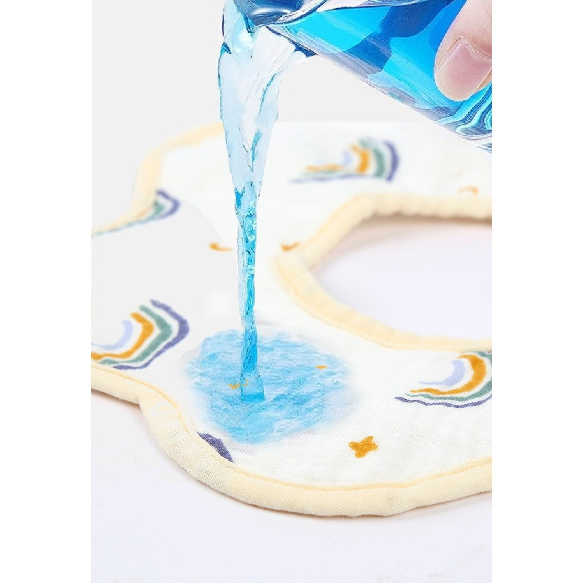 Baveta Tip Floare, Vivimall, din Bumbac, pentru Copii 0-12 Luni, Rezistenta la apa, cu Capse, Model Curcubeu, 26 x 29 cm, Alb - vivimall.ro