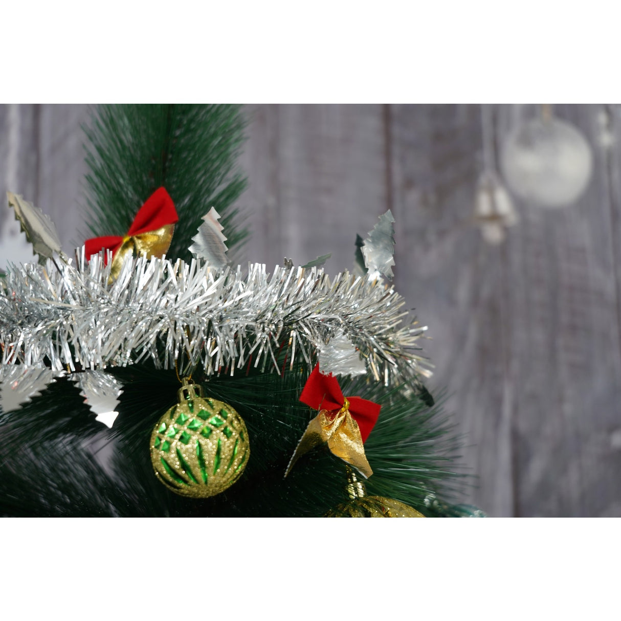 Beteala Craciun, Flippy, argintiu, marimea: 2 m x 9 cm x 5 cm material:folie PVC, interior/exterior - vivimall.ro