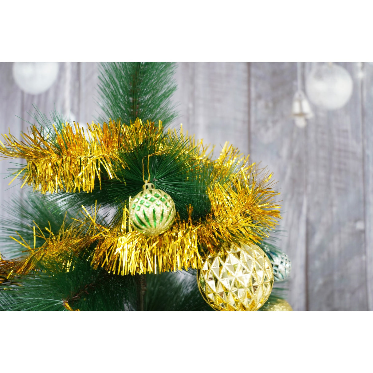 Beteala Craciun, Flippy, auriu, marimea: 2 m x 7 cm material:folie PVC, interior/exterior - vivimall.ro