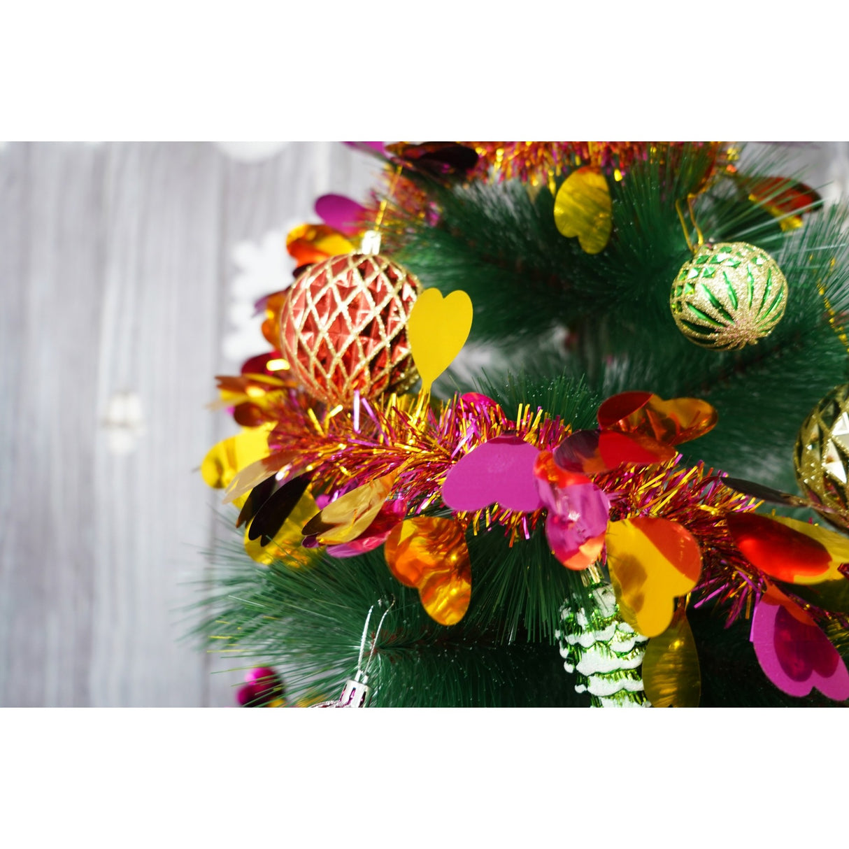 Beteala Craciun, Flippy, auriu, marimea: 2 m x 9 cm x 9 cm material:folie PVC, interior/exterior - vivimall.ro