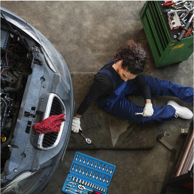 Chei tubulare Set 46 de Piese, Vivimall, Trusa Scule de Reparatii Auto, Prelungitoare Rigid si Flexibil, Articulatie Cardanica, Antrenor de Forta Glisant, Adaptoare, Maner pentru Surubelnita, 23 x 12 x 4 cm, 1.9 kg, Cutie Albastra - vivimall.ro