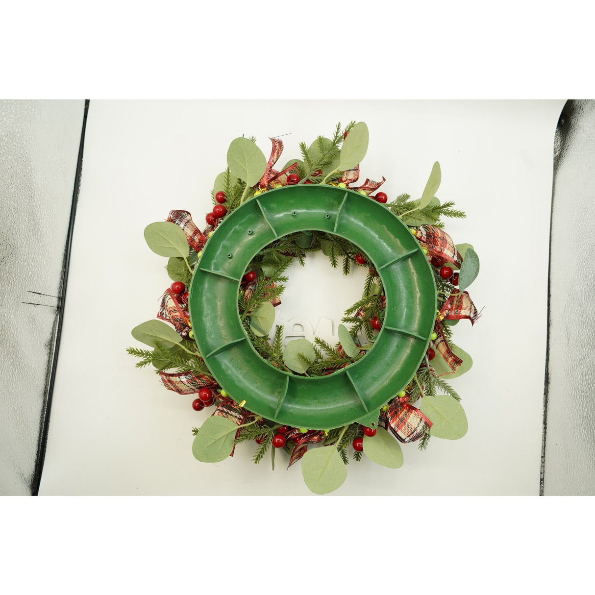 Coronita de Craciun pentru usa, Multicolor, 40 cm, PVC, Artificiala, Decorata, cu LED, Interior/Exterior, Vivimall - vivimall.ro