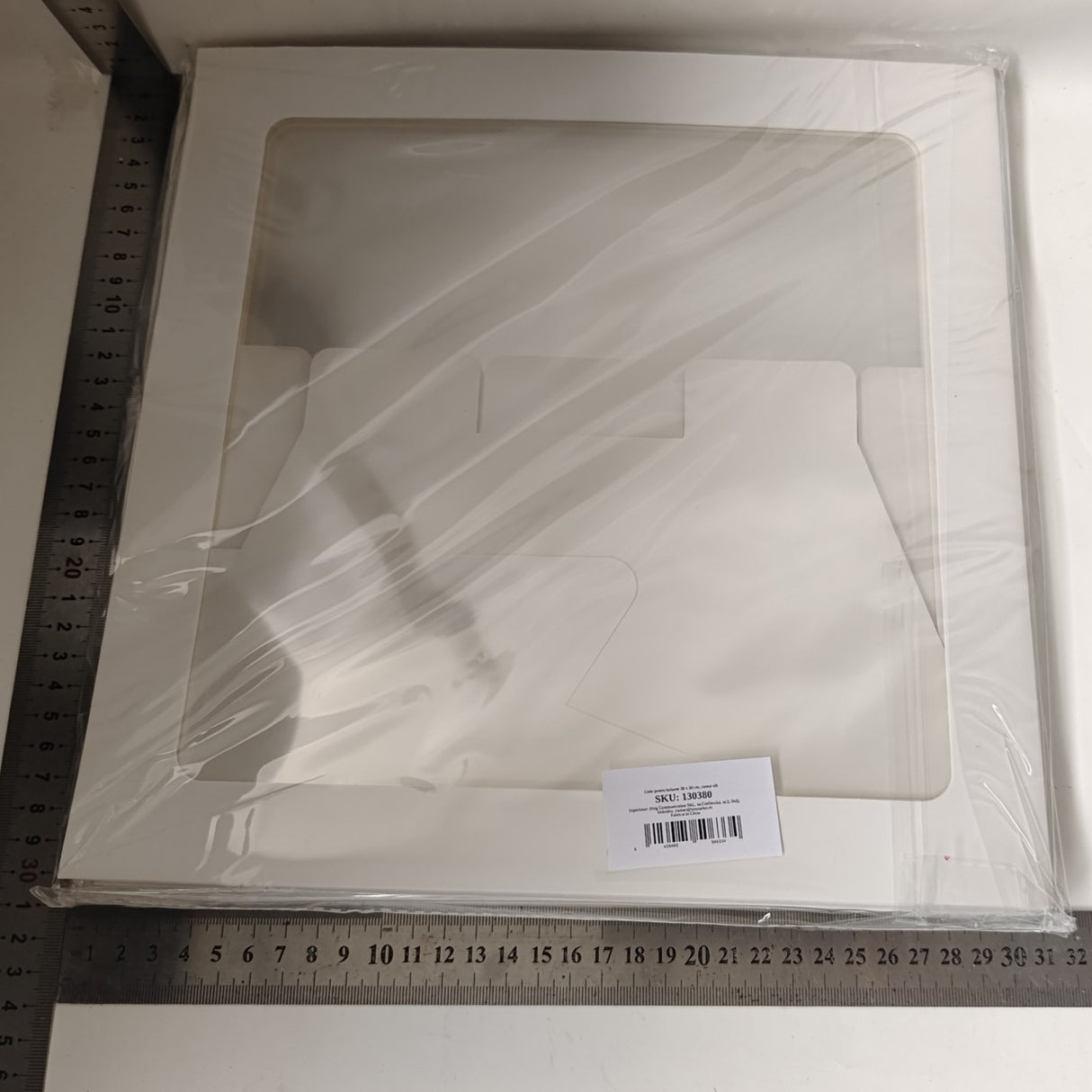 Set 4 Cutii pentru Baloane, Vivimall, Model Simplu, Tematica Aniversare, Cuburi Decorative din Plastic, Accesorii pentru Petrecere, 30 x30 cm, Transparente Contur Alb - vivimall.ro