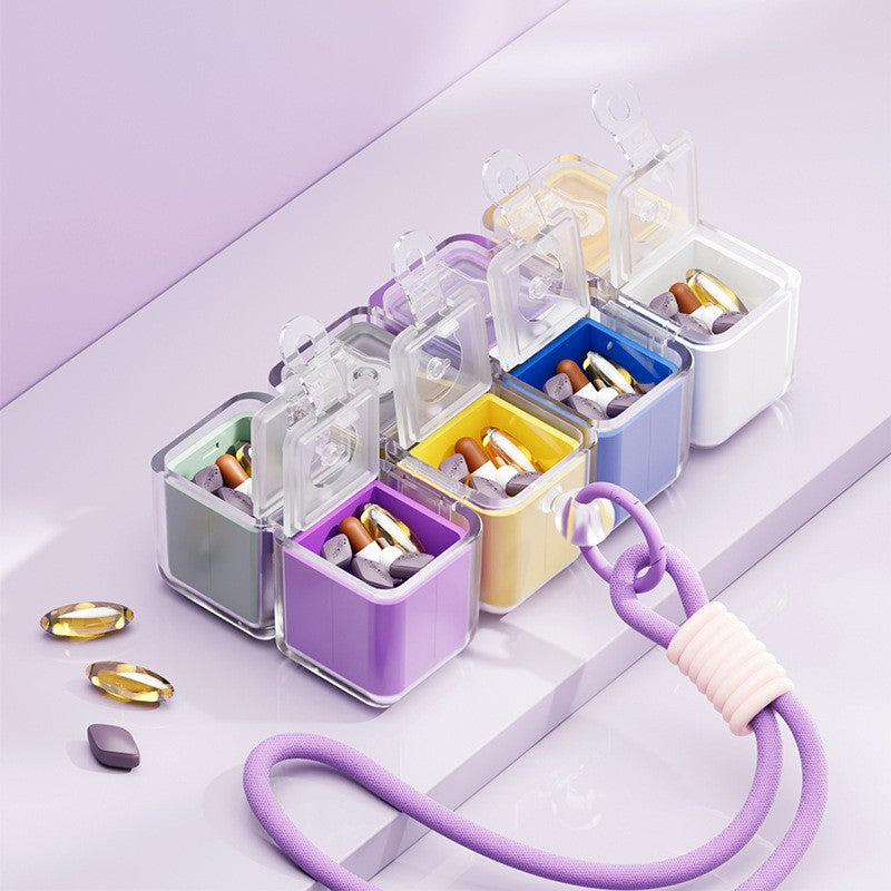 Cutie pentru Medicamente, Flippy, Model Rubik' Cube, cu Curea de Agatare, Dozator Portabil de Medicamente, Dispenser Pastile, estimat pentru 7 zile, 7.3 x 6 x 6 cm, Multicolor - vivimall.ro