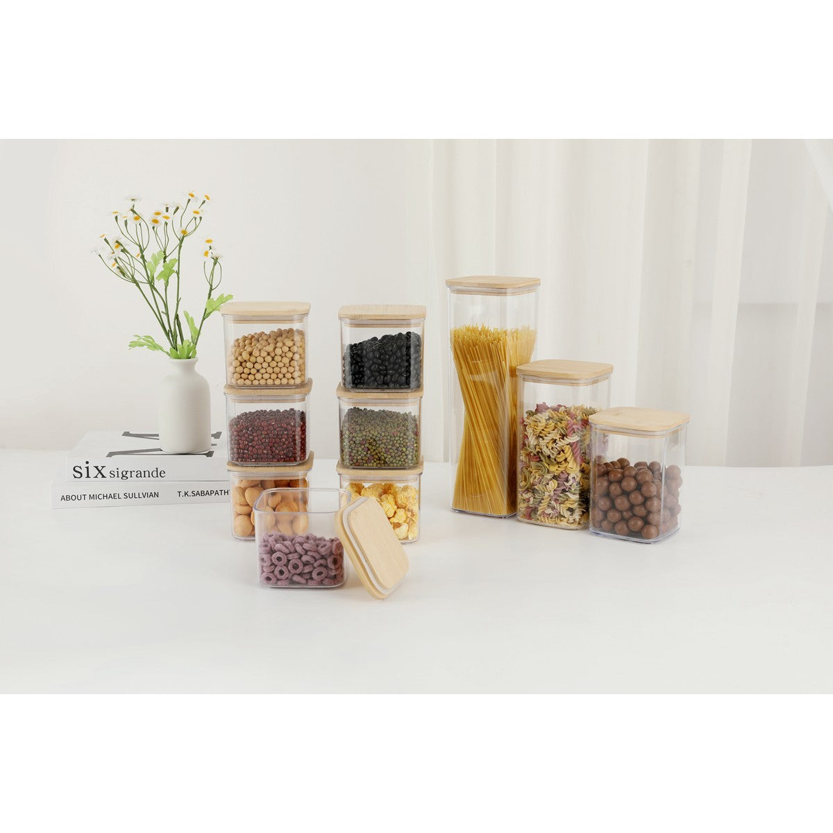 Cutii de Depozitare Alimente, Vivimall, Set din 5 Cutii de tip Container, Cutii pentru Cereale, din Plastic, Capac din Bambuc, 1pc 0.5 l. 2pc 0.8 l, 2pc 1.2 l, 1pc 1.9 l, Transparente - vivimall.ro