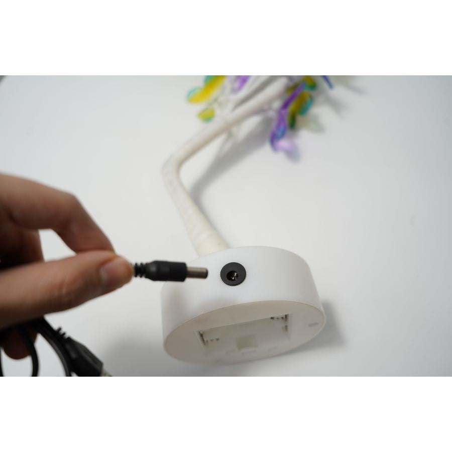 Decoratiune luminoasa, Vivimall, Tip copac cu fluturi, cu baterii/USB - vivimall.ro