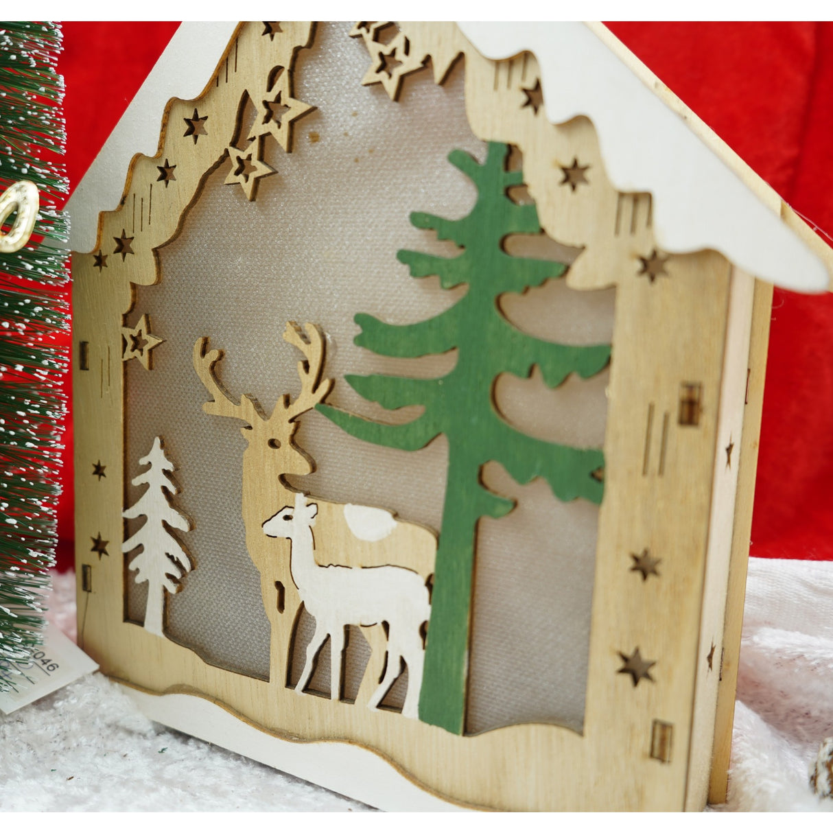 Decoratiune luminoasa, model de Casa cu Reni, maro, lungime: 18 cm, latime: 5 cm, inaltime: 21 cm, lemn, interior/exterior - vivimall.ro