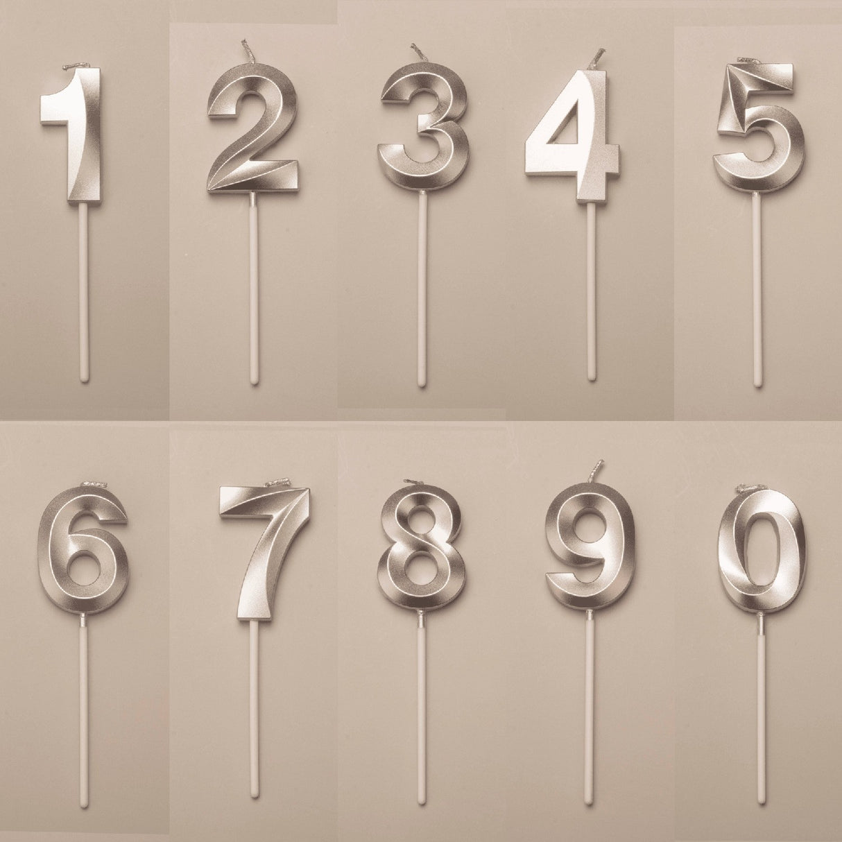 Lumanare Cifra 8, Flippy, Model Diamond, 5 x 3.4 cm, Argintiu - vivimall.ro