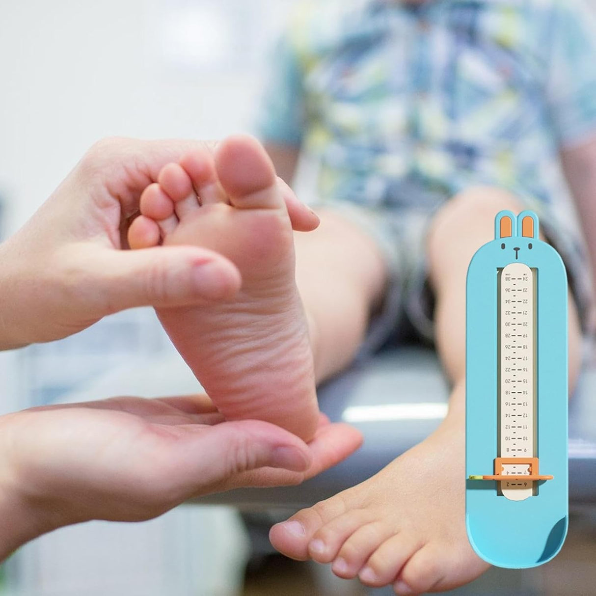 Dispozitiv de Masurat Talpa Piciorului pentru Bebelusi, Vivimall, 6-24, Model Iepuras, Albastru - vivimall.ro