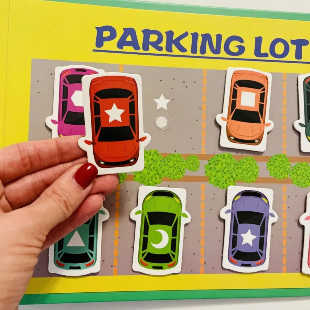 Carte Educativa cu Stickere Reutilizabile, Flippy, Quiet Book Senzoriala cu Pagini Interactive , Joc Montessori, Seria ''Vehicule si Masini'', Puzzle, Dezvolta Motricitatea Fina si Logica, Quiet Book pentru Invatare Timpurie, 3 ani, Multicolor - vivimall.ro