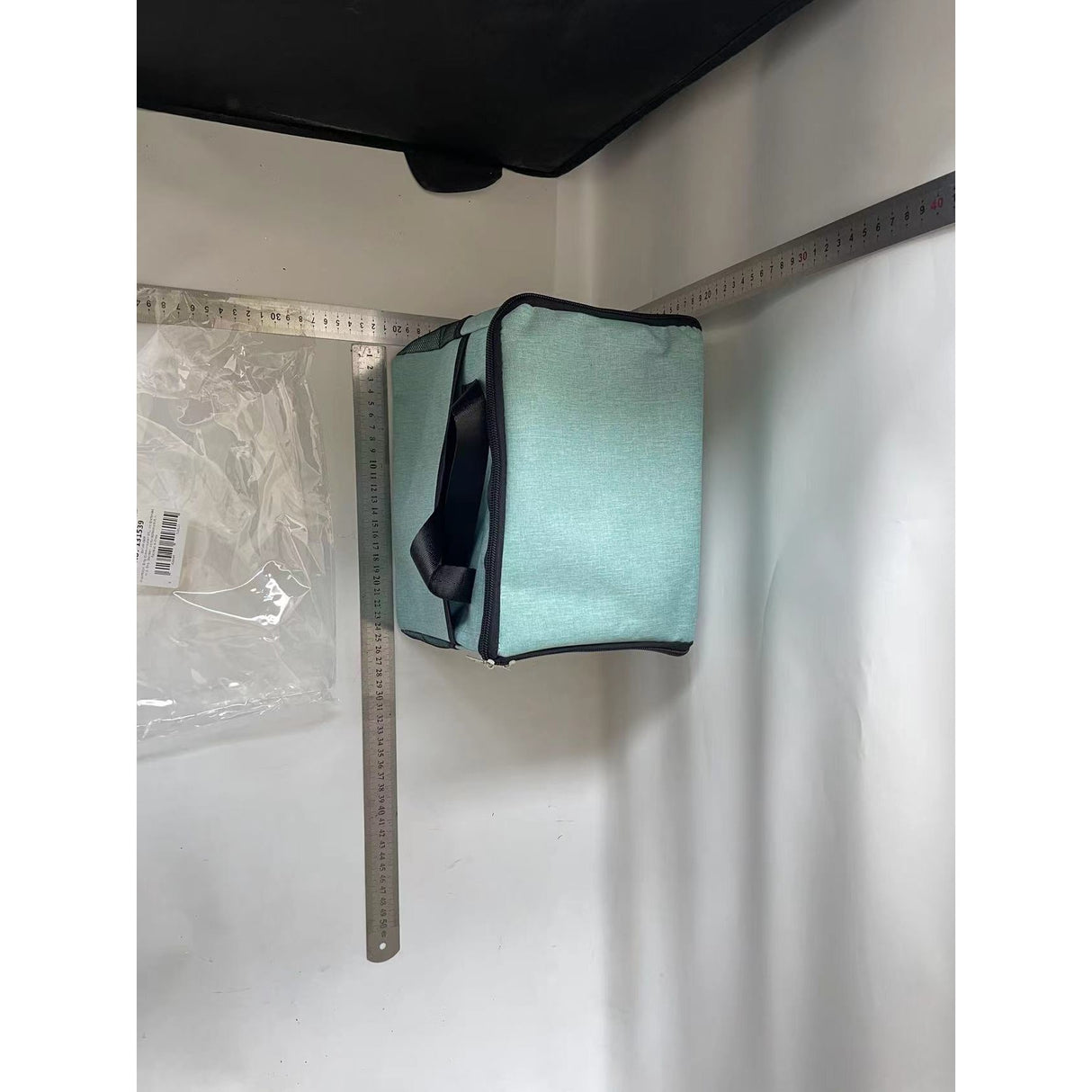 Geanta Termica Vivimall pentru Pranz, Compartimente Telefon si Tacamuri, Multifunctionala, Impermeabila, 24x18x21 cm, Verde - vivimall.ro